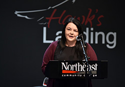 Dixon gives poetry reading at Northeast